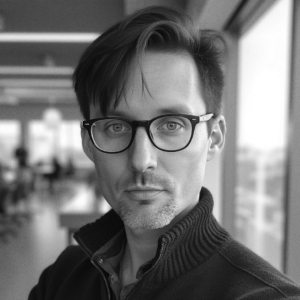 Headshot Lee Eldrige